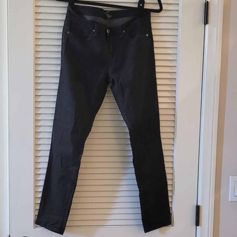 Forever 21 - Dark Grey Skinny Jeans With Functional Front & Back Pockets